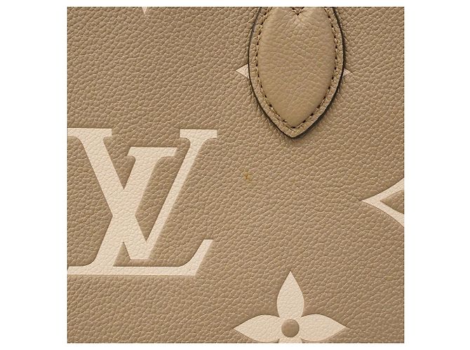 Louis Vuitton Monogram Empreinte Bicolor OnTheGo PM Handtasche Grau Roh - Ansicht 9