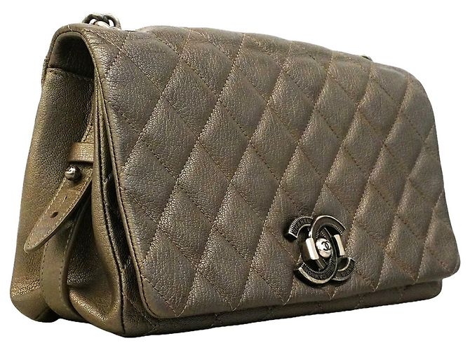 Chanel Matelassé Chain Shoulder Bag Brown - view 2