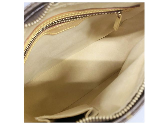 Borsa a tracolla Louis Vuitton Monogram Looping MM Marrone - vista 4