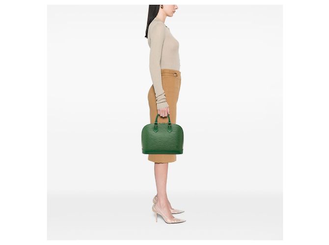 Louis Vuitton Green Epi Alma PM Verde - vista 6