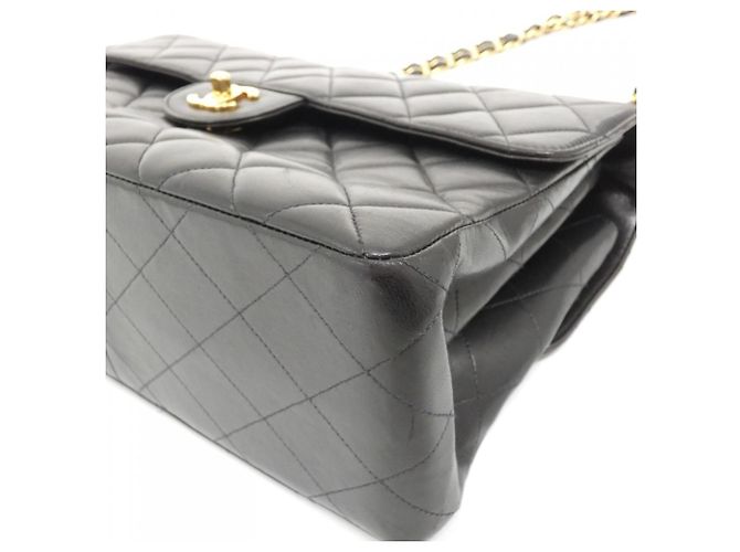 Sac à épaule Chanel 06303 en cuir noir - vue 2