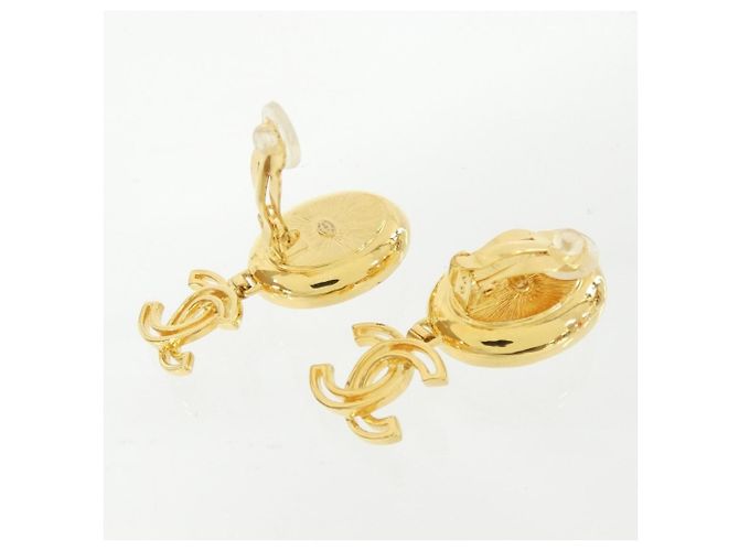 Orecchini a clip Chanel Gold and White Bianco D'oro - vista 3