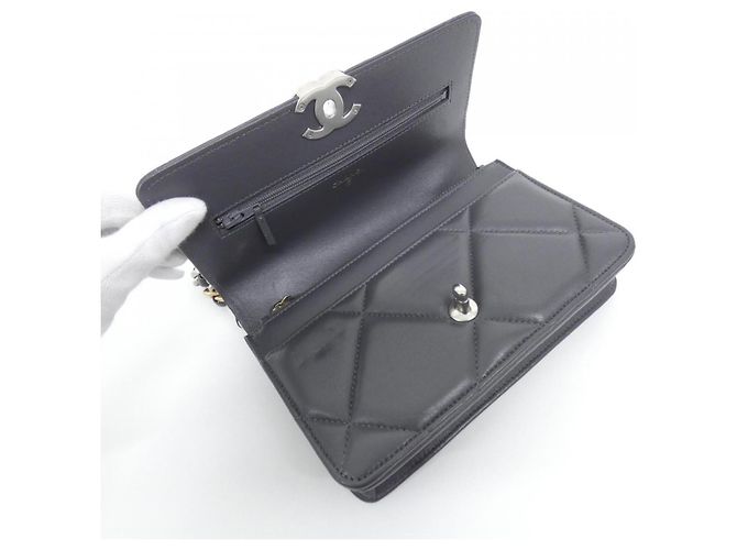 Portafoglio a catena Chanel 19 Line AP3267 Marrone - vista 7