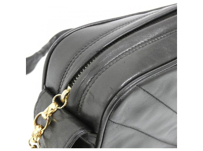 Borsa a tracolla Chanel in pelle d'agnello nera Nero - vista 6
