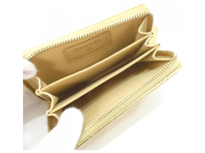 Monedero Chanel Timeless Classic Dorado - vista 4
