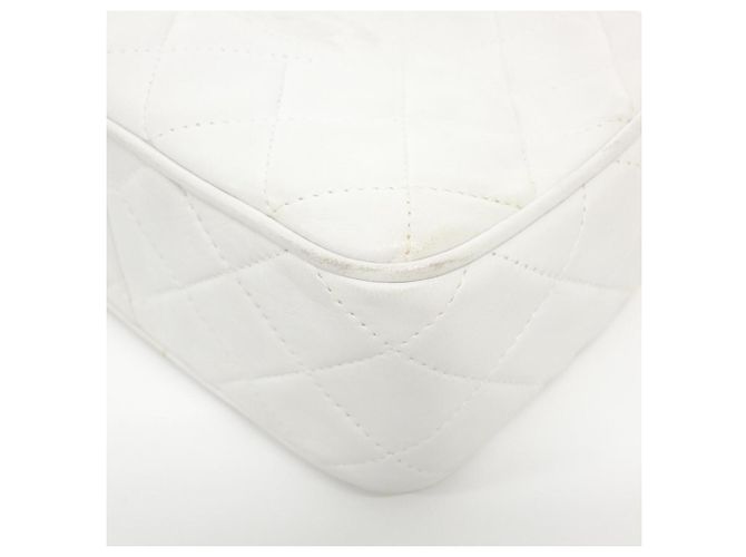Borsa a tracolla Chanel Diamond CC Line Bianco - vista 3