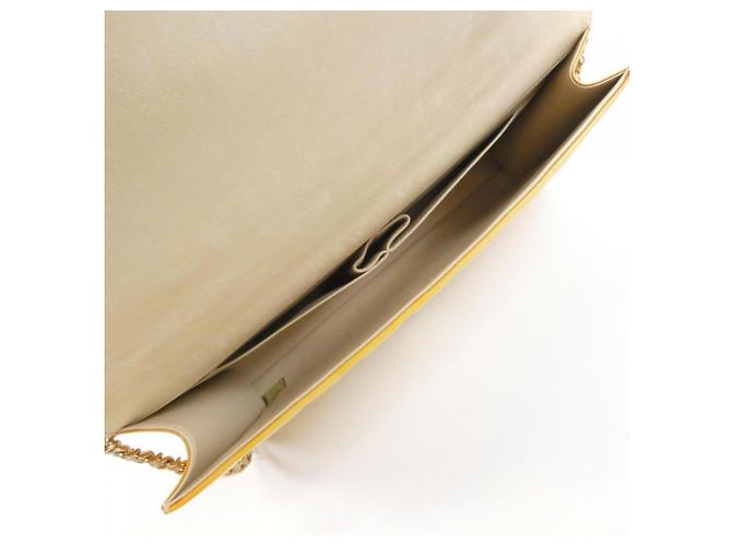 Borsa a tracolla Chanel Chocolate Bar Line 17661 Giallo - vista 9