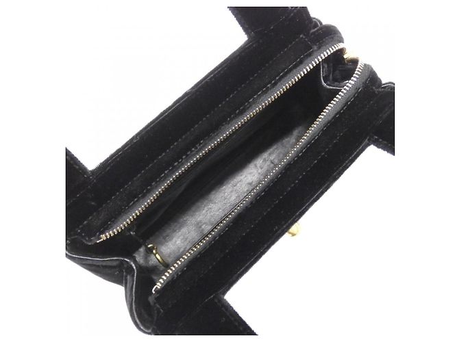Bolso Chanel en negro con herrajes dorados - vista 8
