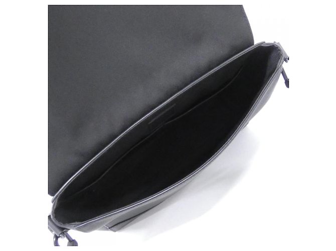 Borsa a tracolla Louis Vuitton LV Aerogram Takeoff Messenger Nero - vista 6