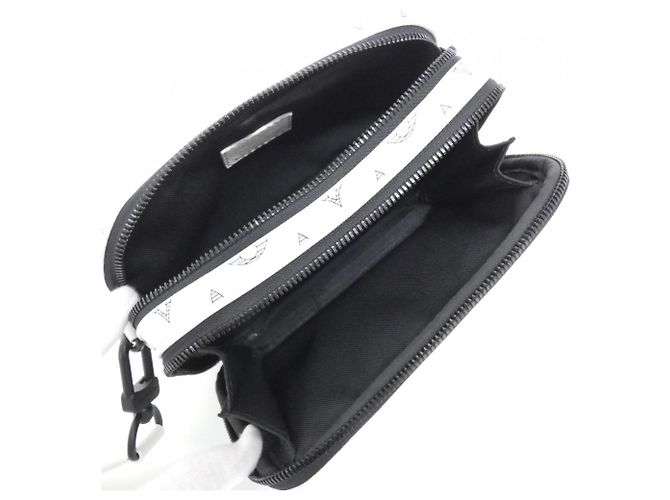 Borsa portafoglio indossabile Louis Vuitton Monogram Shadow Alpha Bianco - vista 7