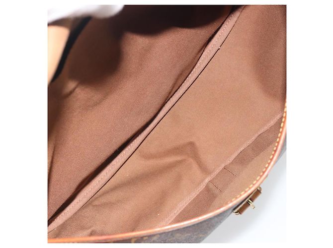 Louis Vuitton Saumur Monogram 35 Marrone - vista 5