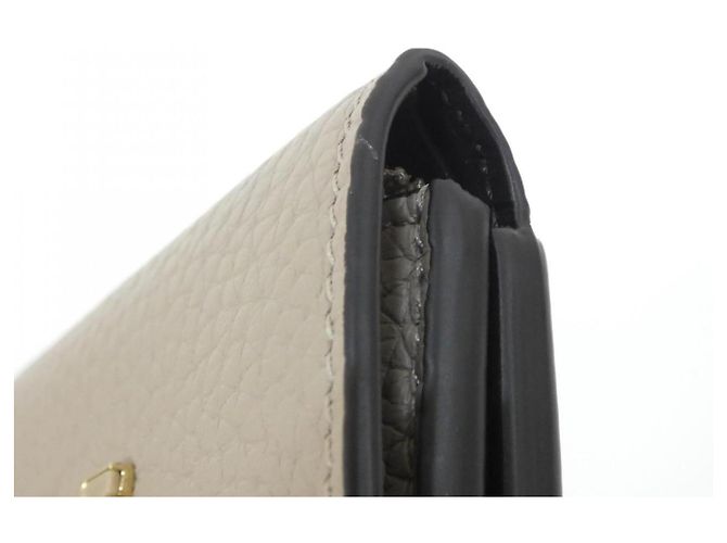 Louis Vuitton Taurillon Portefeuille Capucines XS Wallet - vista 3