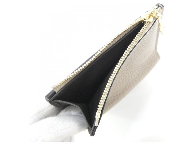 Louis Vuitton Taurillon Portefeuille Capucines XS Wallet - vista 7