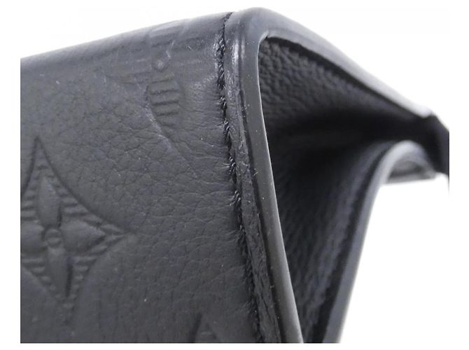 Portafoglio wearable Louis Vuitton Monogram Shadow Gaston Nero - vista 3