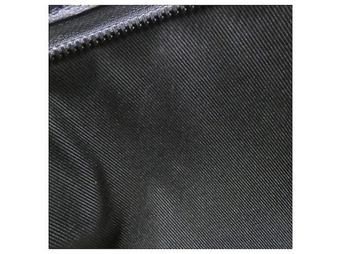 Portafoglio wearable Louis Vuitton Monogram Shadow Gaston Nero - vista 9