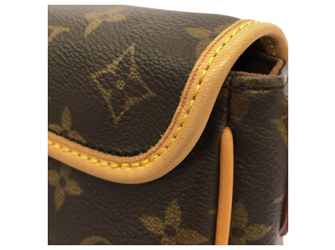 Borsa a tracolla Louis Vuitton Monogram Tikal PM Marrone - vista 5