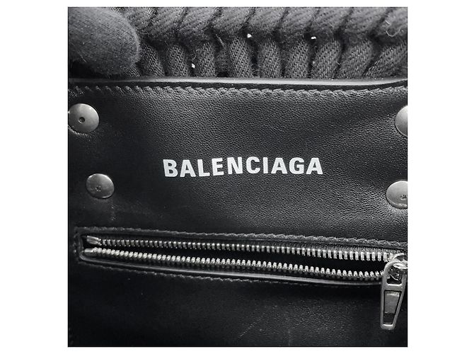 Everyday Borsa Balenciaga Bistro Basket Bag XS Nero - vista 17
