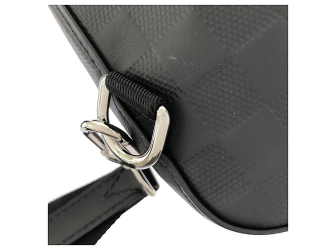 Borsa a tracolla Louis Vuitton Damier Infini Avenue Nero - vista 5