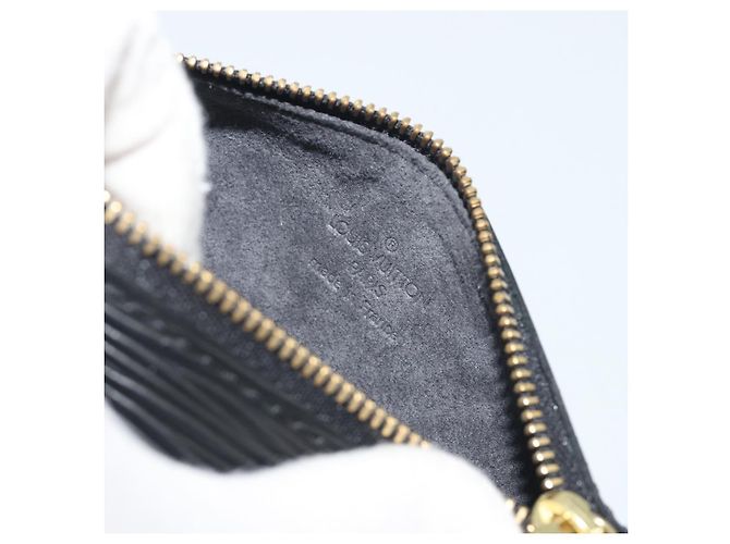 Louis Vuitton Soufflot Pochette Epi Leather Nero - vista 6