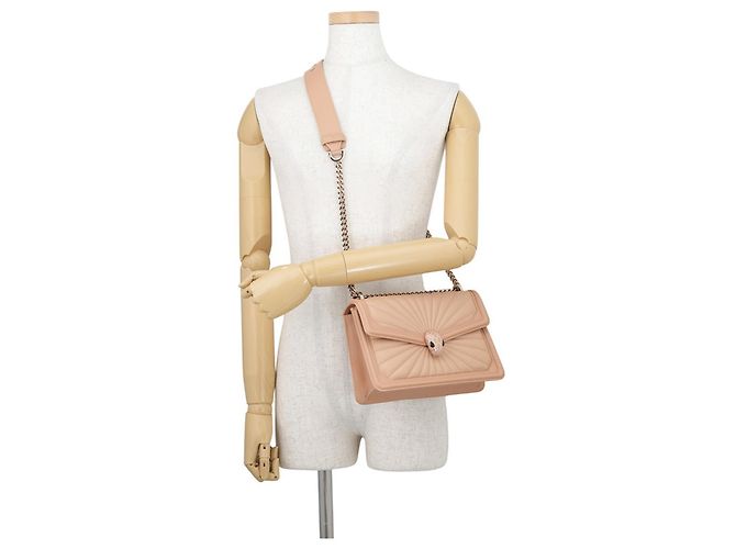 Bulgari Borsa a spalla con catena Bvlgari Serpenti Diamond Blast Beige - vista 5