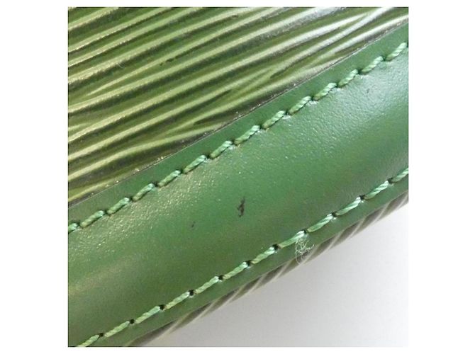 Sac à épaule Louis Vuitton Epi Cluny Vert - vue 4