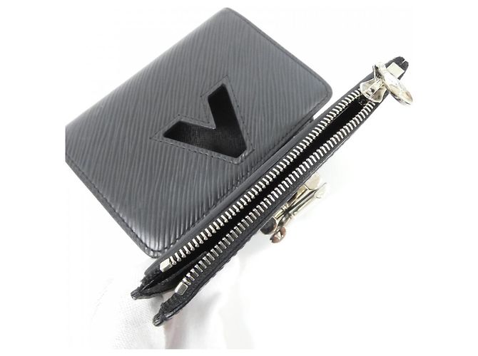 Louis Vuitton Epi Portefeuille Twist Compact Wallet Nero - vista 10