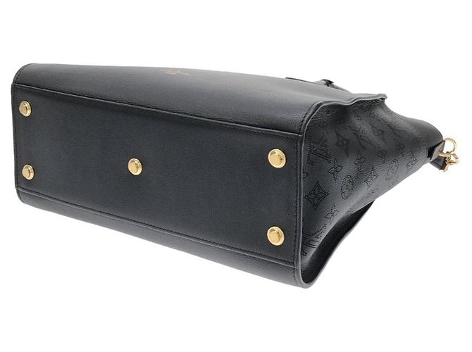 Borsa Louis Vuitton On My Side GM Nero - vista 3
