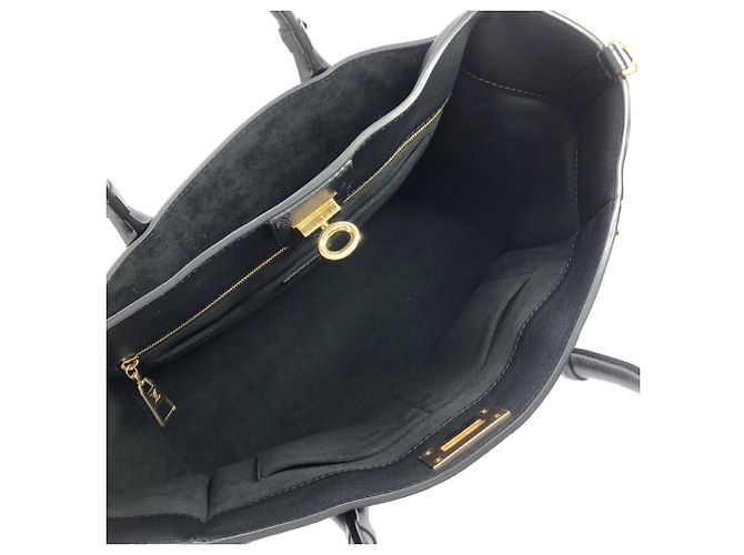 Borsa Louis Vuitton On My Side GM Nero - vista 8
