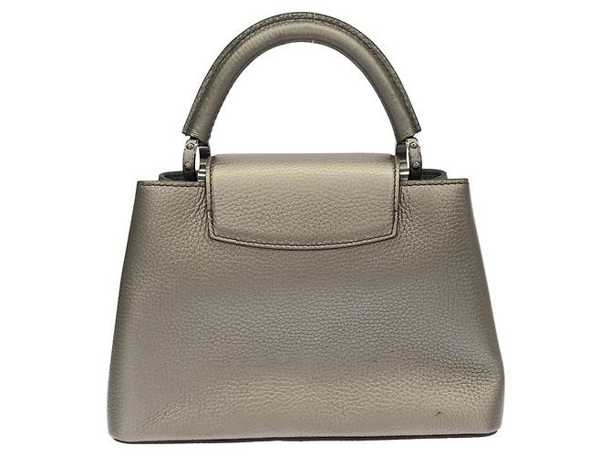 Borsa Louis Vuitton Capucines BB Marrone Beige - vista 2
