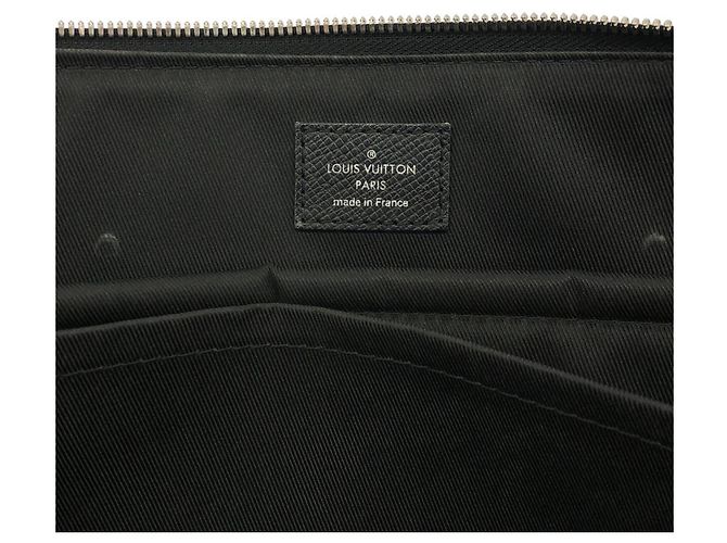 Borsetta Louis Vuitton Taiga Anton Nero - vista 9