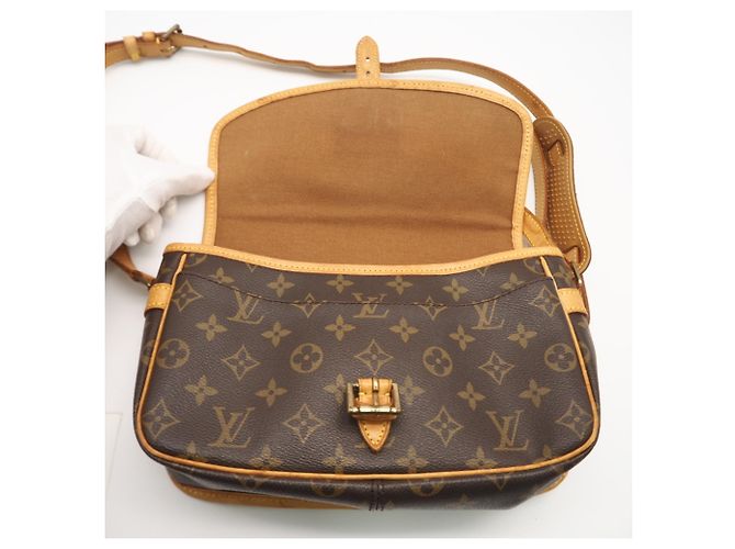 Borsa a tracolla Sologne in tela Monogram Louis Vuitton Marrone Beige - vista 9