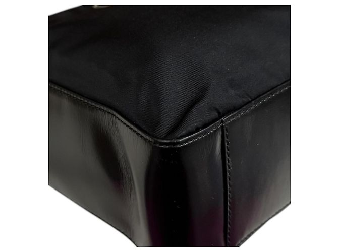 Borsa a mano Prada in nylon nero - vista 12
