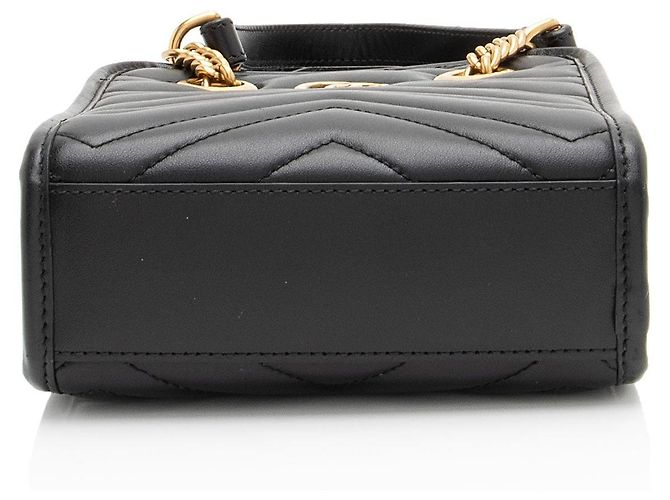 Mini Tote Gucci GG Marmont de piel matelassé Negro - vista 4