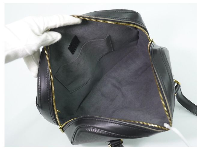 Louis Vuitton Voltaire pelle Epi Nero - vista 3
