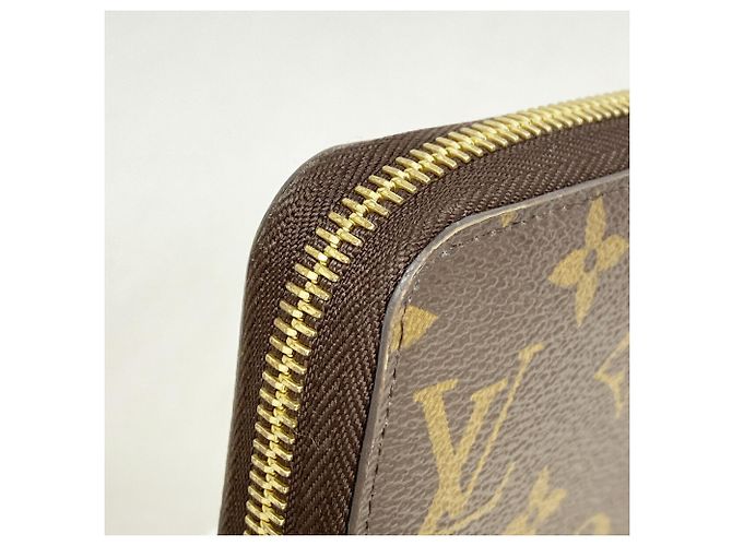 Cartera Zippy Monogram Louis Vuitton Castaño - vista 6