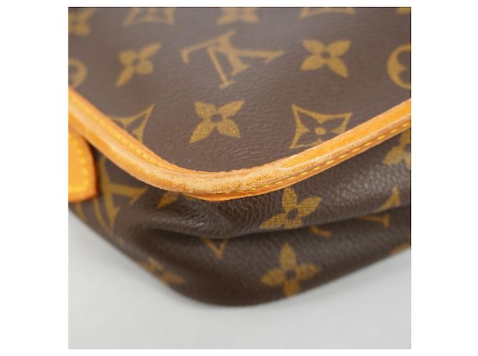 Borsa a tracolla Louis Vuitton Monogram Gibeciere PM Marrone - vista 6