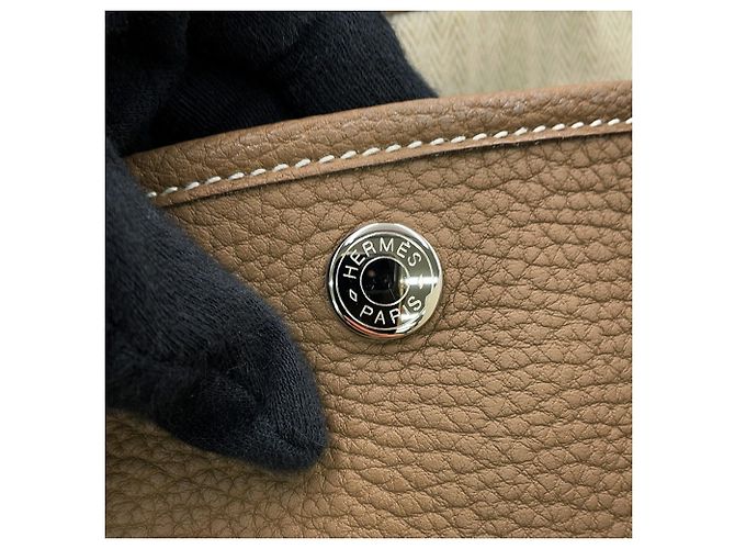 Hermès Borsa Tote Hermes Garden PM in Grigio Etoupe Taupe - vista 12
