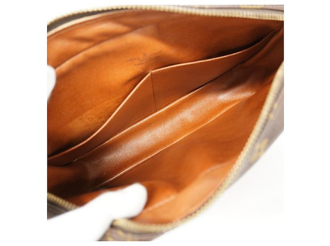 Borsa a Clutch Louis Vuitton Monogram Compiegne 28 Marrone - vista 4