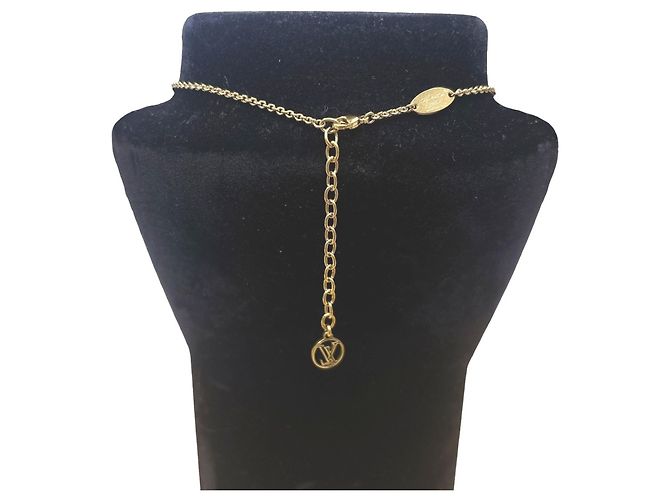 Louis Vuitton Collar Essential V Perle Oro Dorado - vista 3