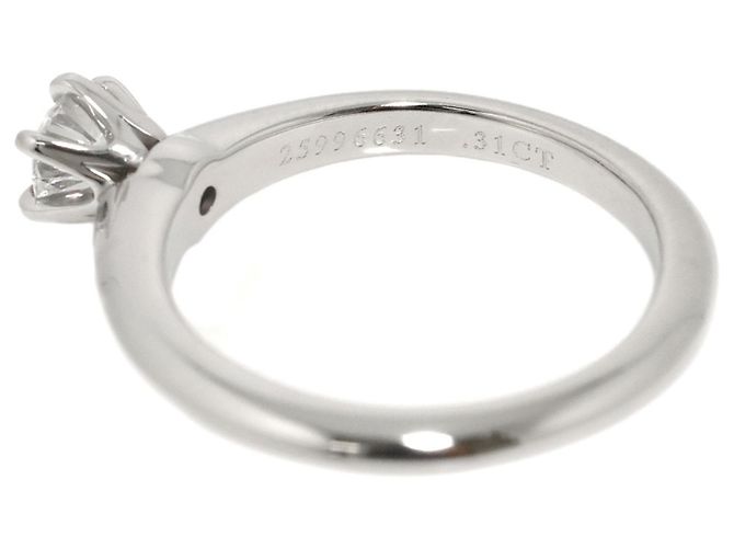 Tiffany & Co. Solitärring aus Platin - Ansicht 4