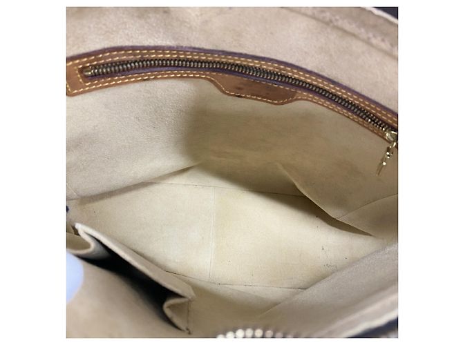 Borsa a tracolla Louis Vuitton Monogram Looping GM Marrone - vista 4
