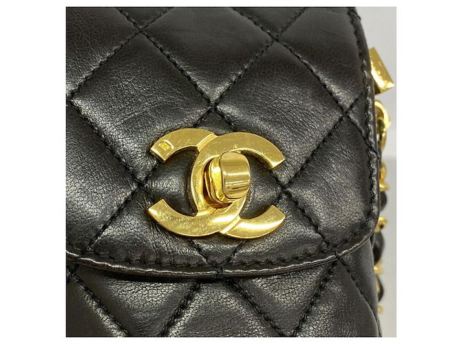 Borsa a tracolla Chanel Matelassé con catena Nero - vista 9