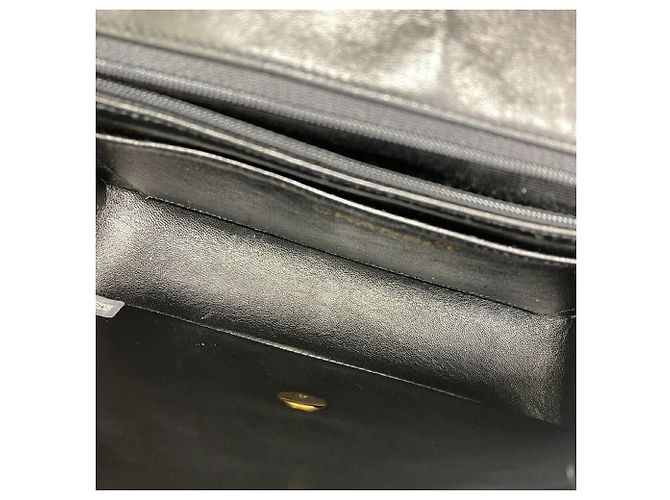 Borsa a tracolla Chanel Matelassé con catena Nero - vista 4