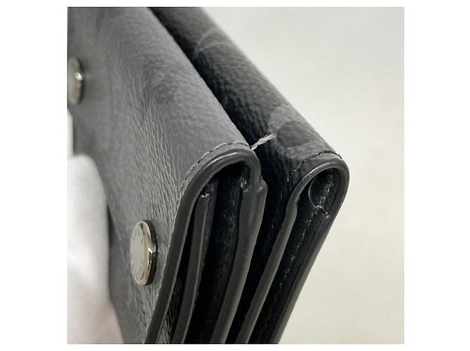 Louis Vuitton Tri-fold Wallet Black - view 5