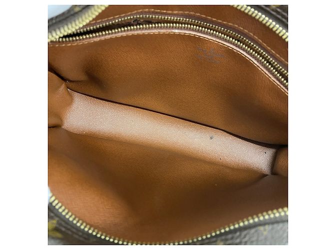Borsa a tracolla Louis Vuitton Monogram Trocadero 27 Marrone - vista 4