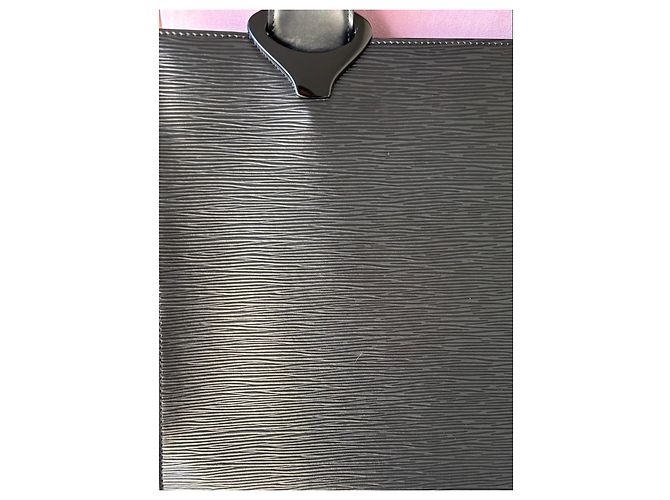 Borsa Louis Vuitton Gémeaux GM in pelle Epi Nero - vista 12