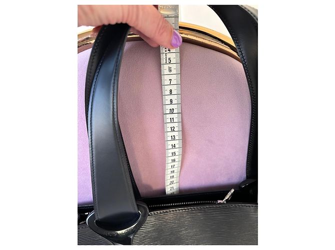 Borsa Louis Vuitton Gémeaux GM in pelle Epi Nero - vista 18