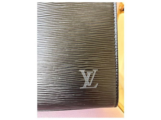 Borsa Louis Vuitton Gémeaux GM in pelle Epi Nero - vista 2