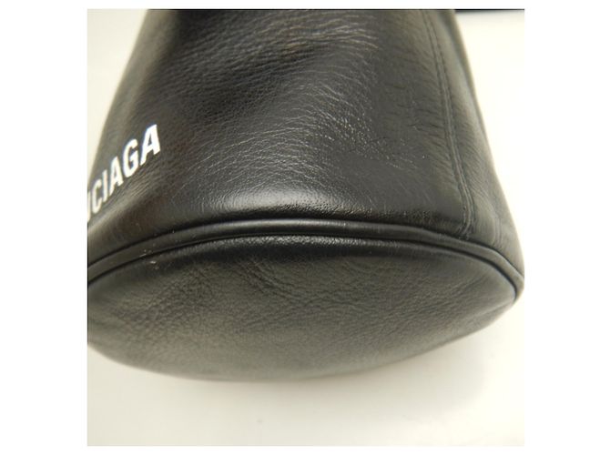 Borsa a tracolla con coulisse Balenciaga Everyday Nero - vista 15