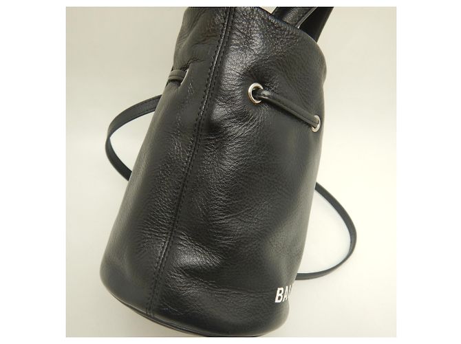 Borsa a tracolla con coulisse Balenciaga Everyday Nero - vista 9